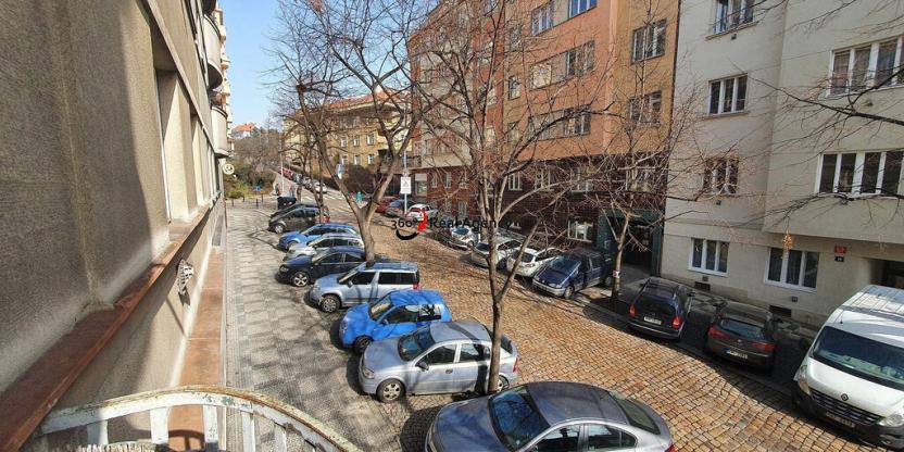 Pronájem bytu 2+1, Praha - Vršovice, Tolstého, 56 m2