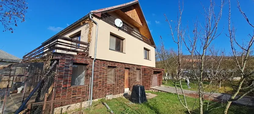 Prodej rodinného domu, Lomnička, 300 m2