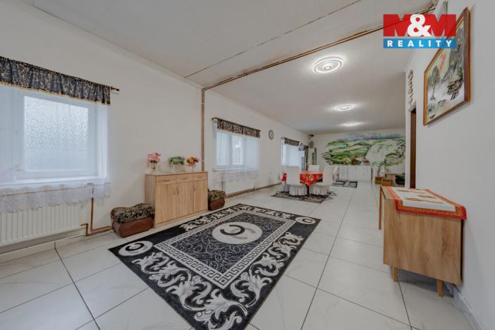 Prodej rodinného domu, Branky, 470 m2