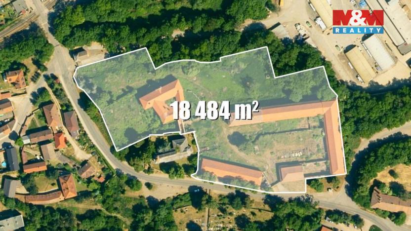 Prodej komerčního pozemku, Zvoleněves, 18484 m2