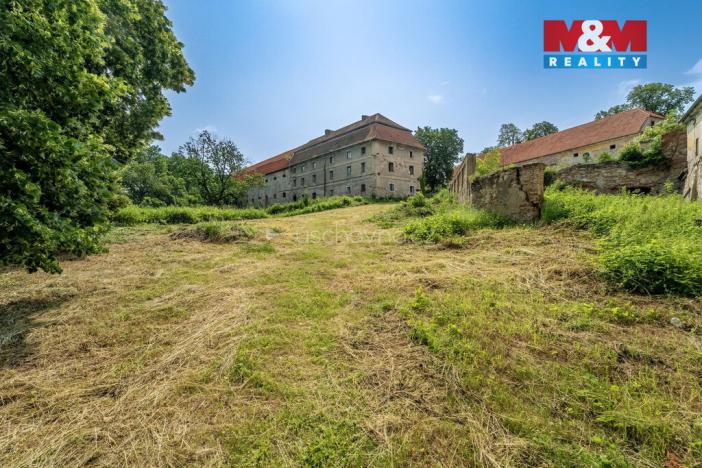 Prodej komerčního pozemku, Zvoleněves, 18484 m2