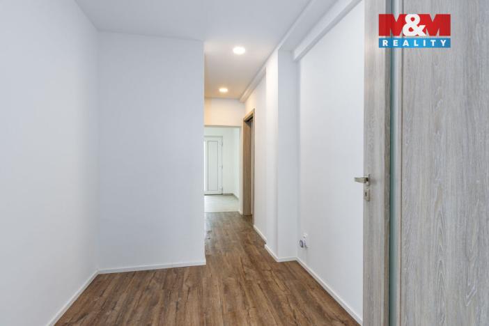 Prodej rodinného domu, Hrabyně, 188 m2