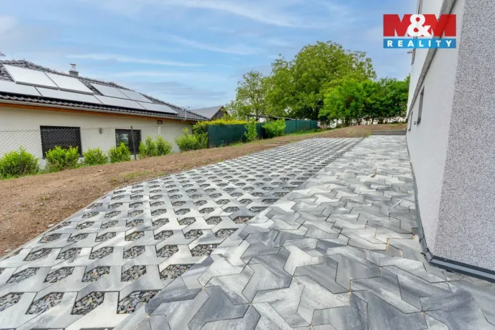 Prodej rodinného domu, Hrabyně, 188 m2