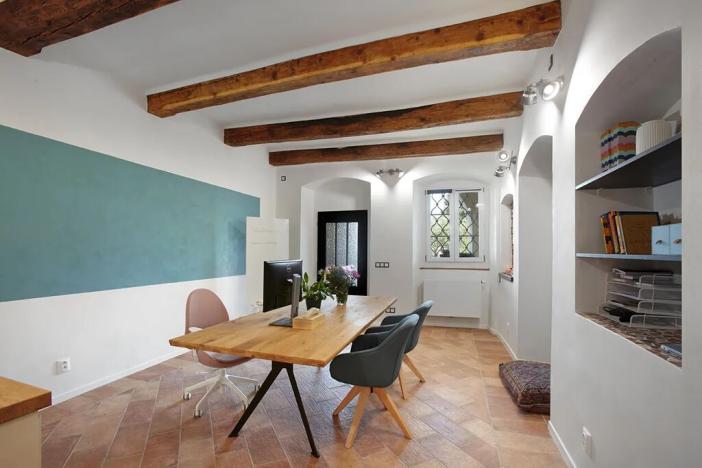 Pronájem obchodního prostoru, Benátky nad Jizerou, Husovo náměstí, 30 m2