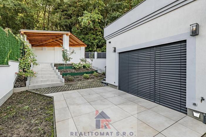 Prodej rodinného domu, Praha - Komořany, Pod lesem, 175 m2