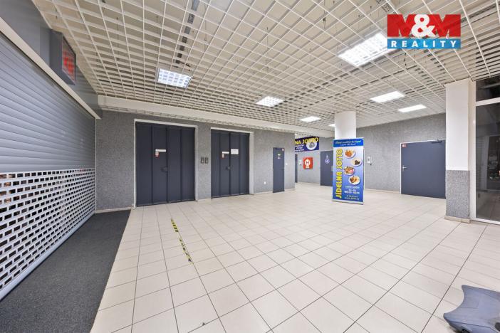 Pronájem obchodního prostoru, Děčín - Děčín IV-Podmokly, Plzeňská, 27 m2