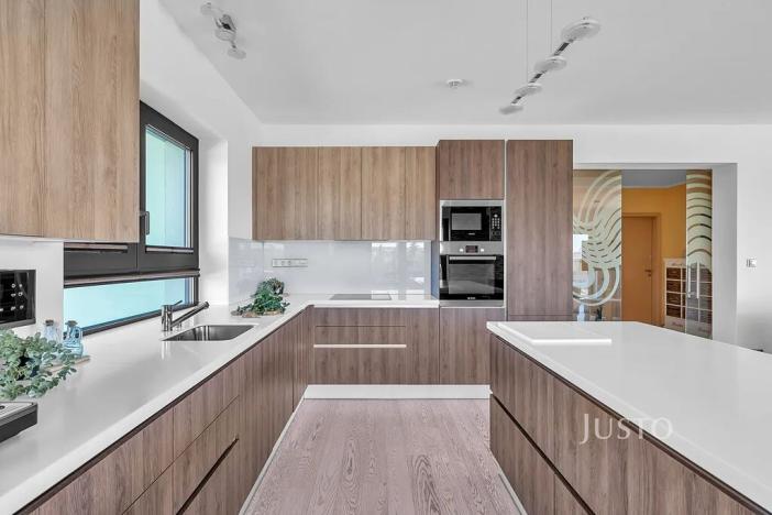 Prodej vily, Stará Huť, 188 m2