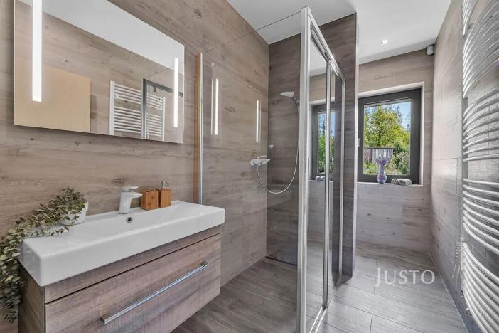 Prodej vily, Stará Huť, 188 m2