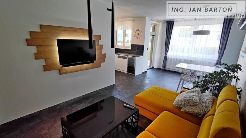 Pronájem bytu 3+kk, Jihlava, Poláčkova, 69 m2