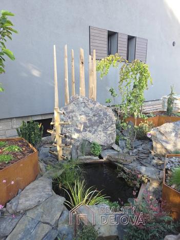 Prodej rodinného domu, Hrabyně, 180 m2