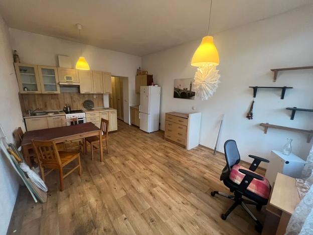 Pronájem bytu 2+kk, Praha - Libeň, Sokolovská, 39 m2