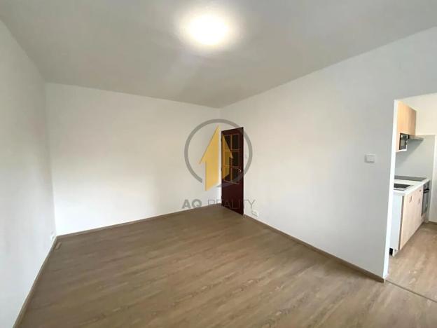 Pronájem bytu 1+kk, Jičín, Přátelství, 32 m2