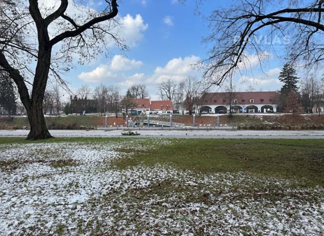 Prodej bytu 3+1, České Budějovice, Jiráskovo nábř., 68 m2