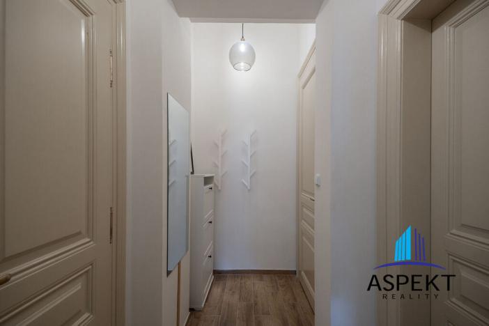 Pronájem bytu 2+kk, Praha - Nové Město, Trojická, 42 m2