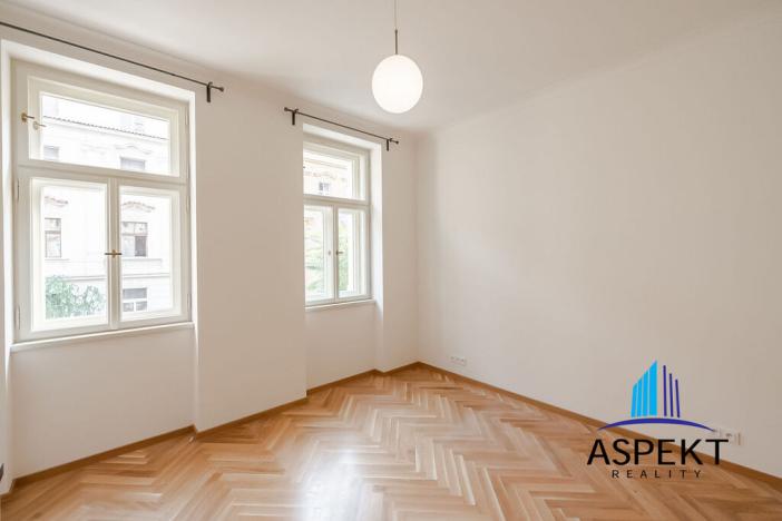 Pronájem bytu 1+kk, Praha - Bubeneč, Keramická, 25 m2