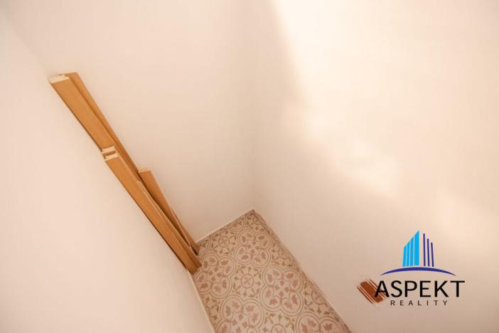 Pronájem bytu 1+kk, Praha - Bubeneč, Keramická, 25 m2