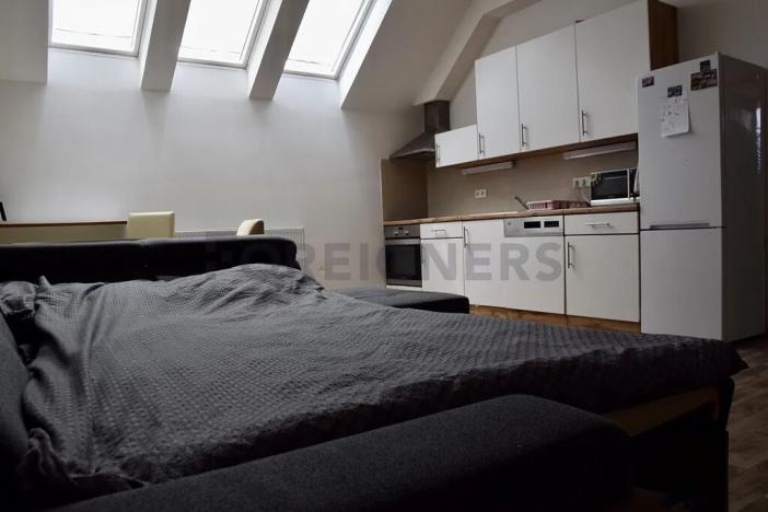 Prodej rodinného domu, Hrušovany nad Jevišovkou, náměstí Míru, 260 m2