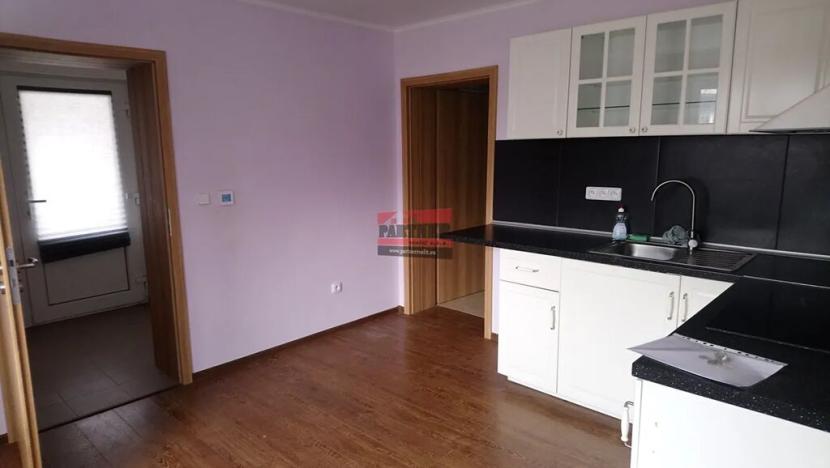 Pronájem bytu 2+kk, Horoměřice, M. Alše, 50 m2