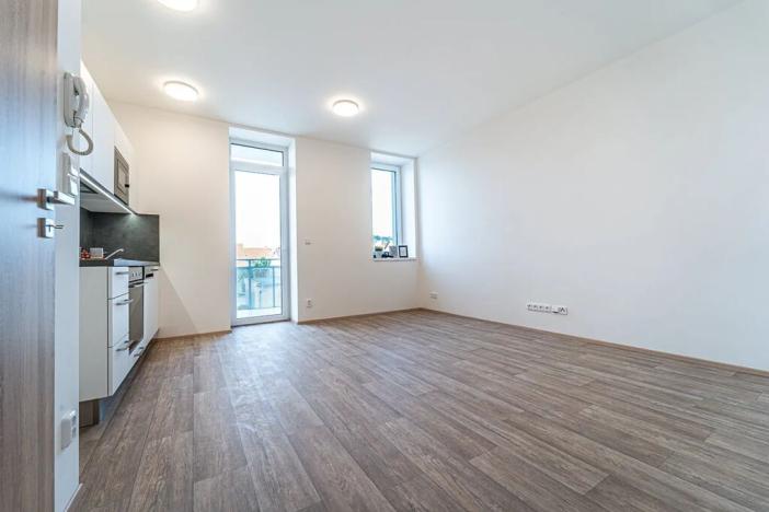 Pronájem bytu 1+kk, Mikulov, Slovácké brigády, 33 m2