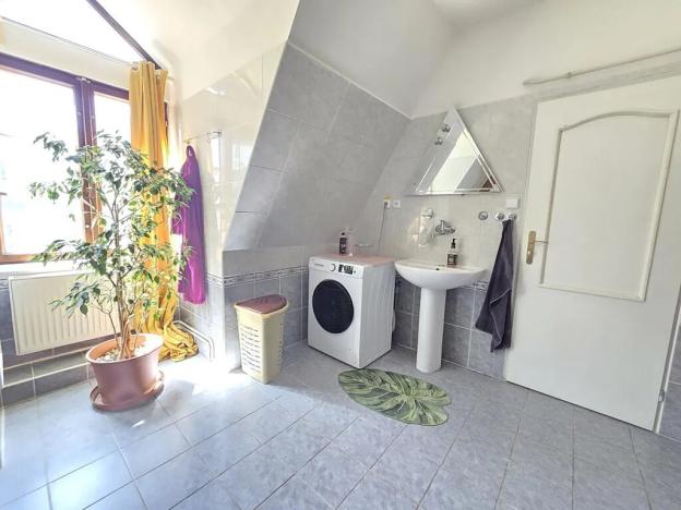 Prodej bytu 3+kk, Jemnice, Tyršova, 109 m2