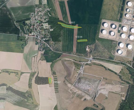 Prodej pole, Uhy, 25049 m2