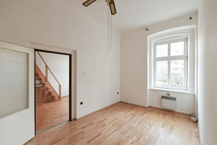 Pronájem bytu 3+kk, Praha - Žižkov, Lupáčova, 57 m2