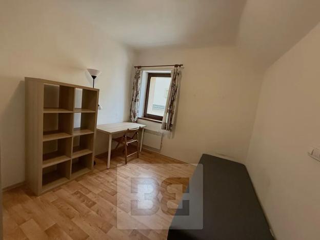 Pronájem bytu 1+kk, Praha - Řepy, Karlovarská, 21 m2