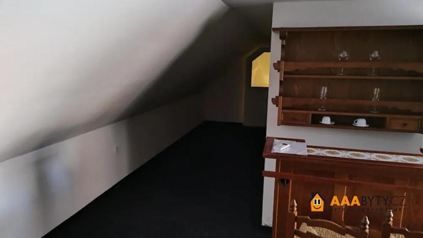 Prodej vícegeneračního domu, Hýskov, Prostřední, 330 m2