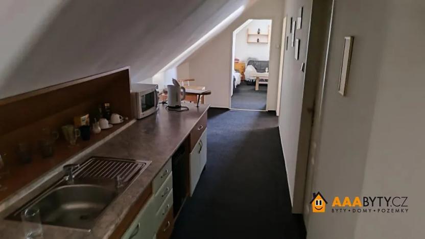 Prodej vícegeneračního domu, Hýskov, Prostřední, 330 m2