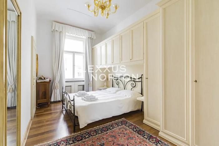 Pronájem bytu 3+kk, Praha - Nové Město, Truhlářská, 77 m2