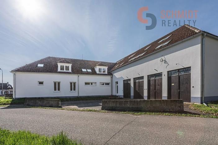 Prodej obchodního prostoru, Břeclav, Celnice-středisko služeb, 529 m2