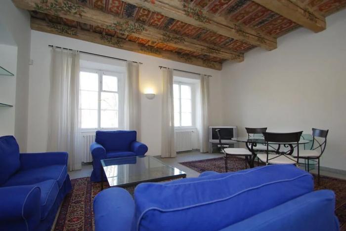 Pronájem bytu 3+1, Praha - Malá Strana, Hroznová, 73 m2