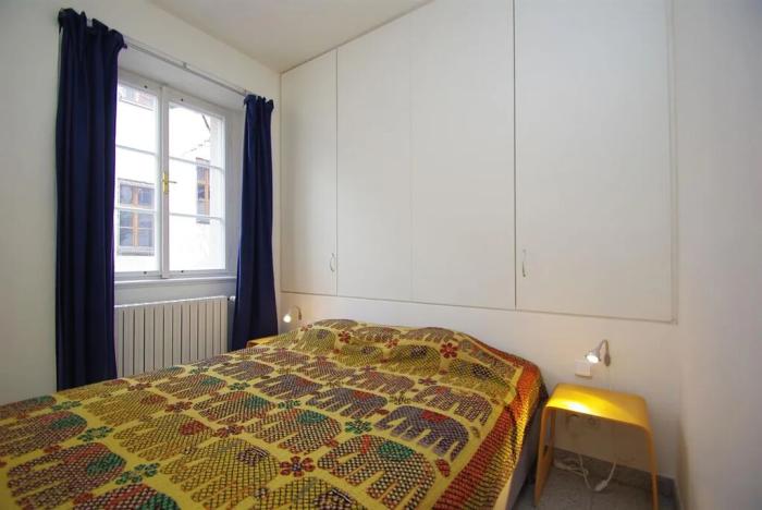 Pronájem bytu 3+1, Praha - Malá Strana, Hroznová, 73 m2