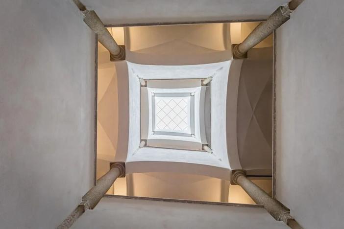 Pronájem obchodního prostoru, Praha - Malá Strana, Vlašská, 98 m2