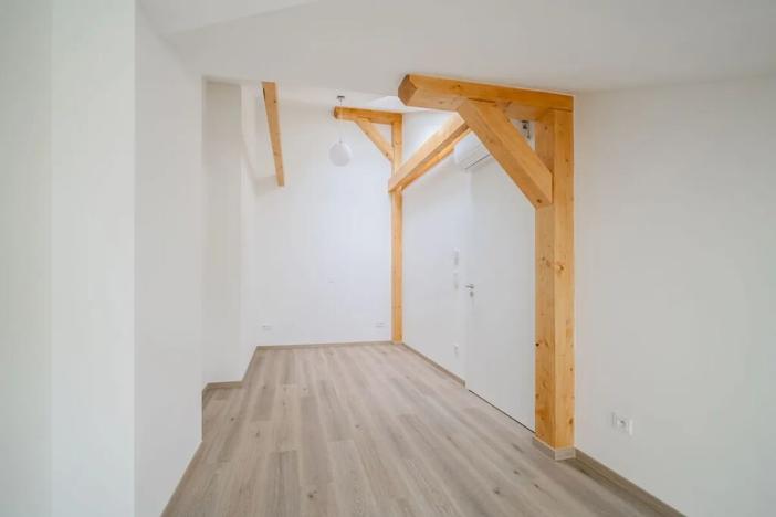 Pronájem bytu 2+kk, Praha - Nové Město, Václavské náměstí, 63 m2