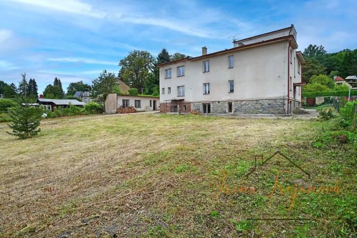 Prodej vícegeneračního domu, Lštění, Míru, 480 m2