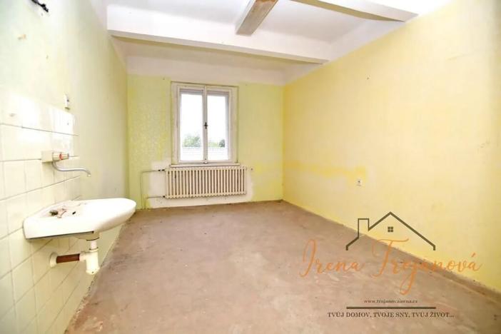 Prodej vícegeneračního domu, Lštění, Míru, 480 m2