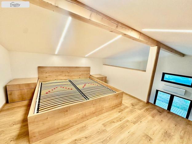 Pronájem bytu 2+kk, Brno - Žebětín, Křivánkovo náměstí, 50 m2