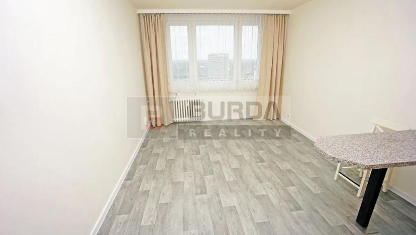 Pronájem bytu 1+kk, Neratovice, 28 m2