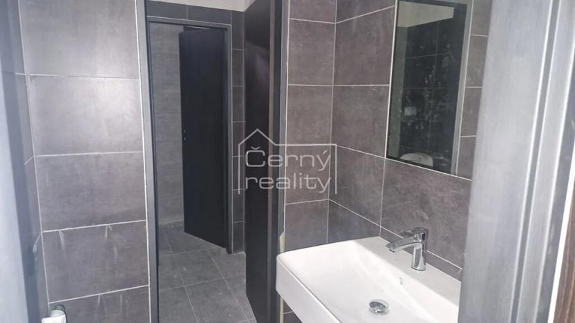 Pronájem obchodního prostoru, Hronov, Hostovského, 180 m2