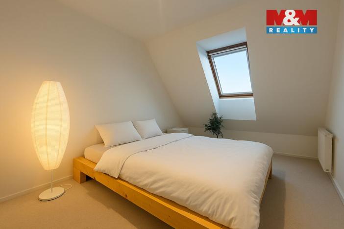 Pronájem bytu 2+kk, Praha - Libeň, náměstí Dr. Václava Holého, 47 m2