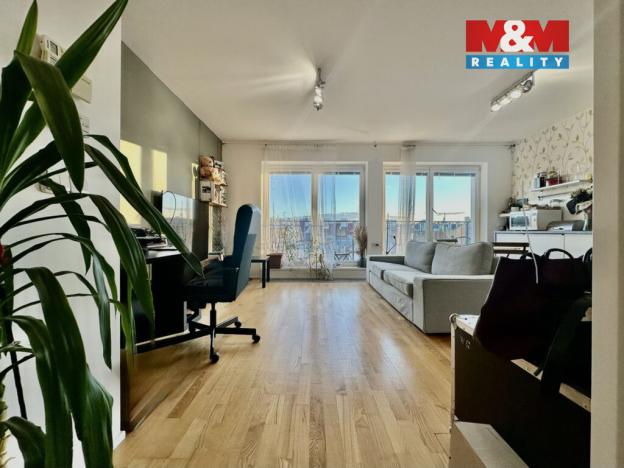 Pronájem bytu 2+kk, Praha - Libeň, náměstí Dr. Václava Holého, 47 m2