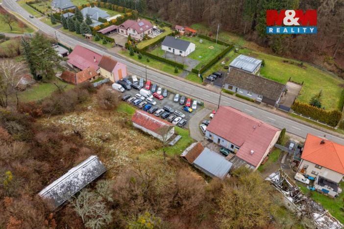 Prodej obchodního prostoru, Šarovy, 400 m2