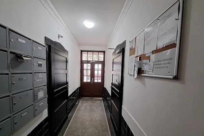 Pronájem bytu 2+1, Praha - Žižkov, Roháčova, 80 m2