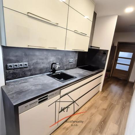 Prodej bytu 3+1, Ústí nad Labem, Peškova, 79 m2