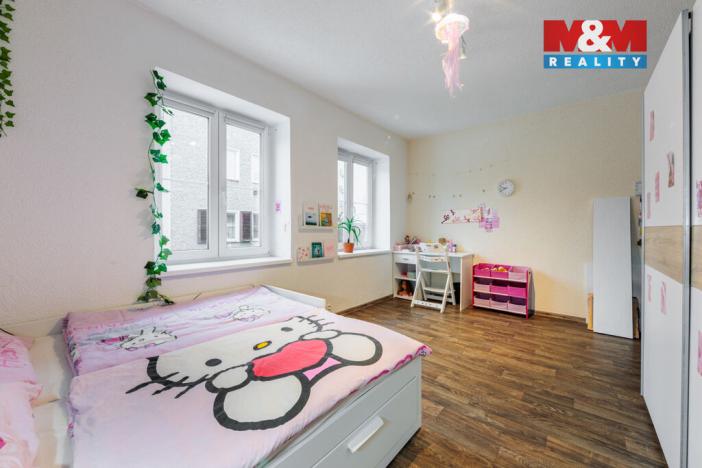 Prodej bytu 4+1, Karlovy Vary, Sládkova, 94 m2