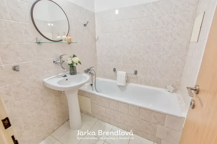 Prodej bytu 2+kk, Ostrava, Alšovo náměstí, 53 m2