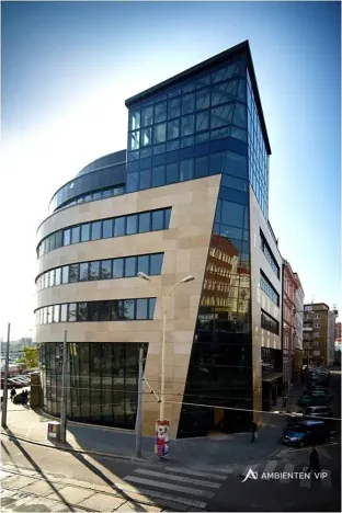 Pronájem kanceláře, Brno, Orlí, 302 m2