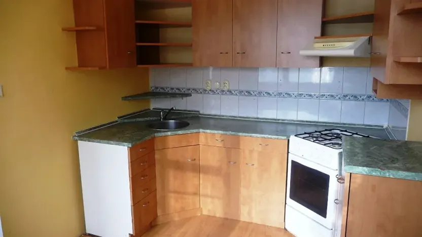 Prodej bytu 3+1, Teplice, Hlávkova, 54 m2