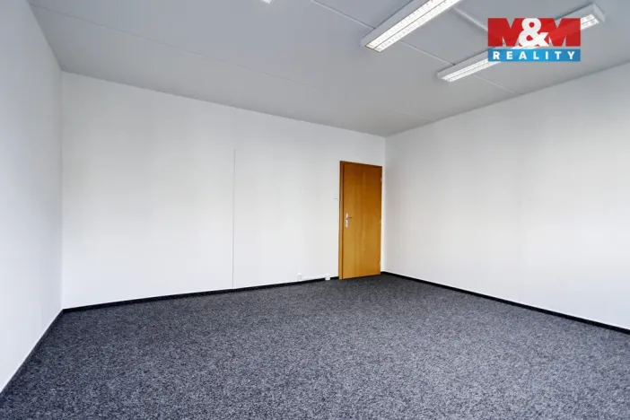 Pronájem kanceláře, Plzeň, alej Svobody, 22 m2